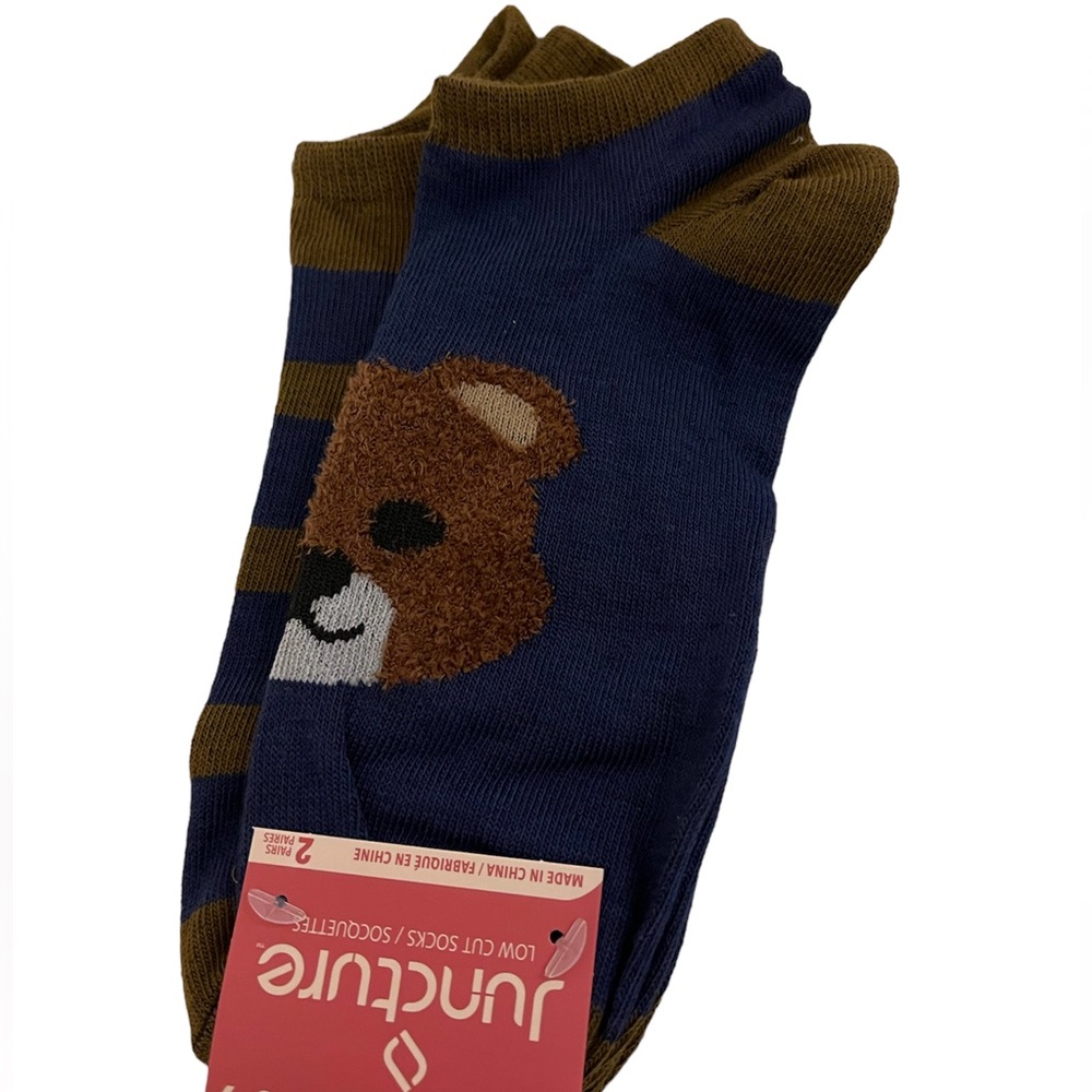 Women’s Socks- Cute bear design! Fits shoe size 5-9